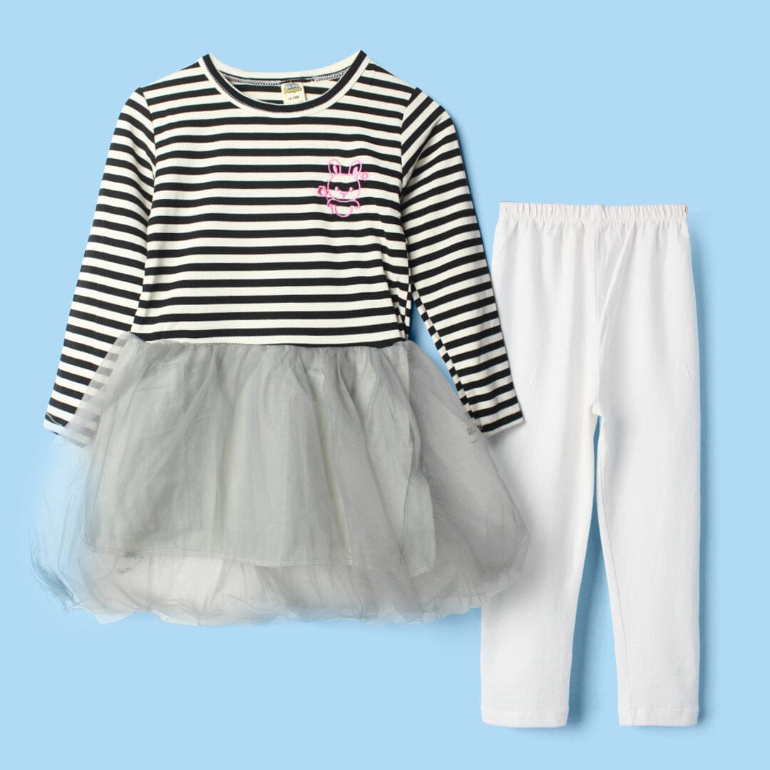 Stylish Off White Themed Little Girl Frock Frock Iluvlittlepeople 2-3 Years Off White Winter
