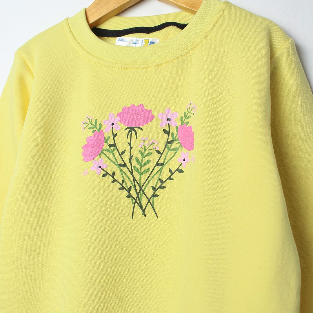 Attractive Yellow Themed Girls Sweatshirt Sweatshirt Iluvlittlepeople 