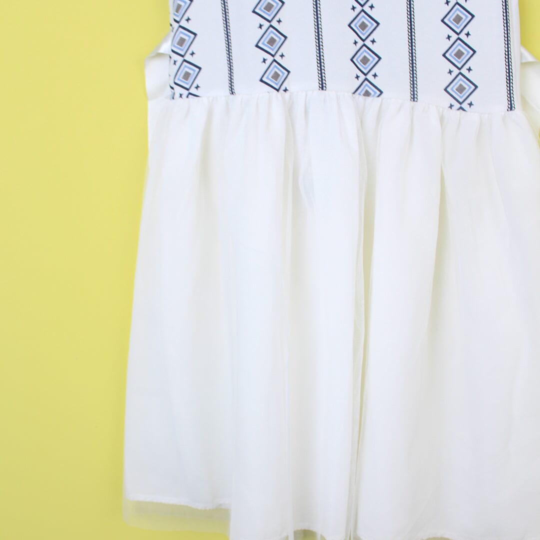 Stylish White Themed Girls Frock Set Frock Iluvlittlepeople 