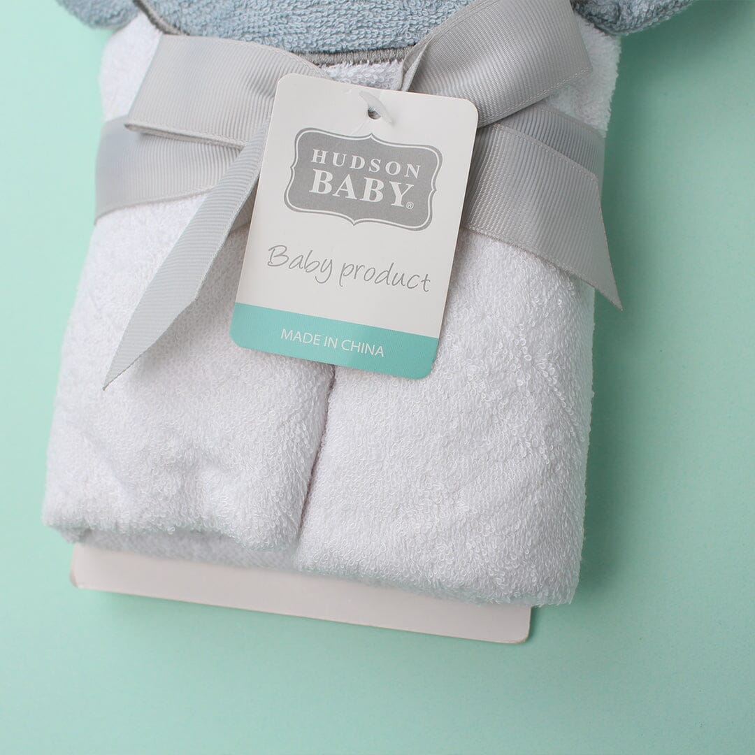 Cozy Hooded Baby Towel - Little People Gears Towels Iluvlittlepeople 