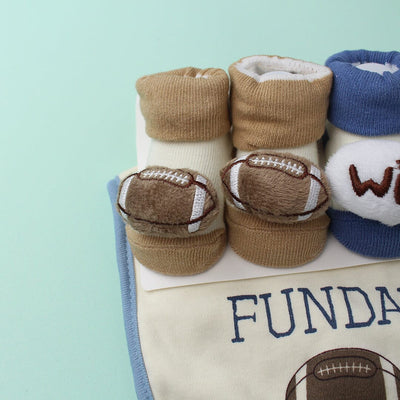 Decent Comfy Bibs & Socks Set - Little People Gears Bibs Set Iluvlittlepeople 