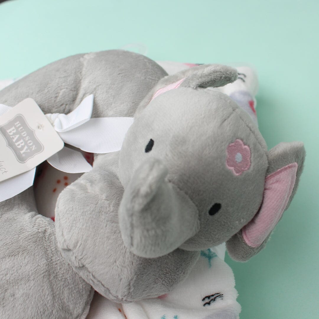 Cozy Baby Blanket & Character Pillow - Little People Gears Blankets Iluvlittlepeople 