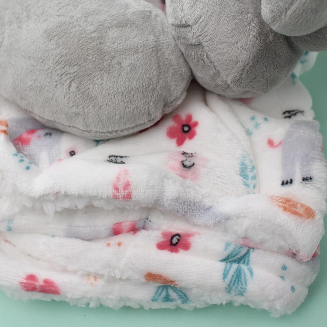 Cozy Baby Blanket & Character Pillow - Little People Gears Blankets Iluvlittlepeople 