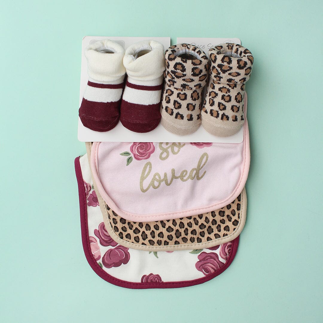 Decent Comfy Bibs & Socks Set - Little People Gears Bibs Set Iluvlittlepeople 0-24 Months Multi Cotton