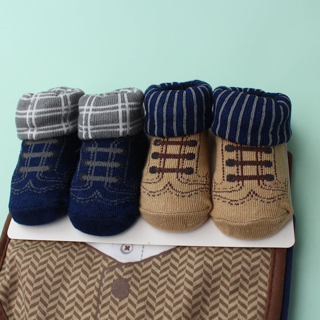 Decent Comfy Bibs & Socks Set - Little People Gears Bibs Set Iluvlittlepeople 