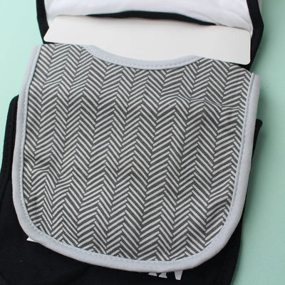 Decent Comfy Bibs & Socks Set - Little People Gears Bibs Set Iluvlittlepeople 