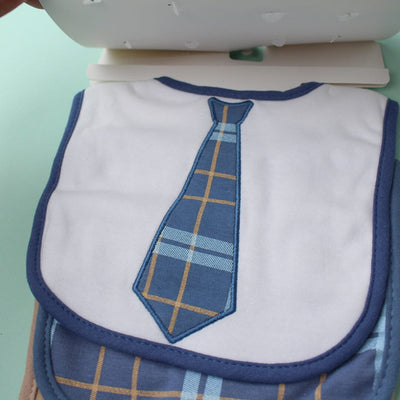 Decent Comfy Bibs & Socks Set - Little People Gears Bibs Set Iluvlittlepeople 