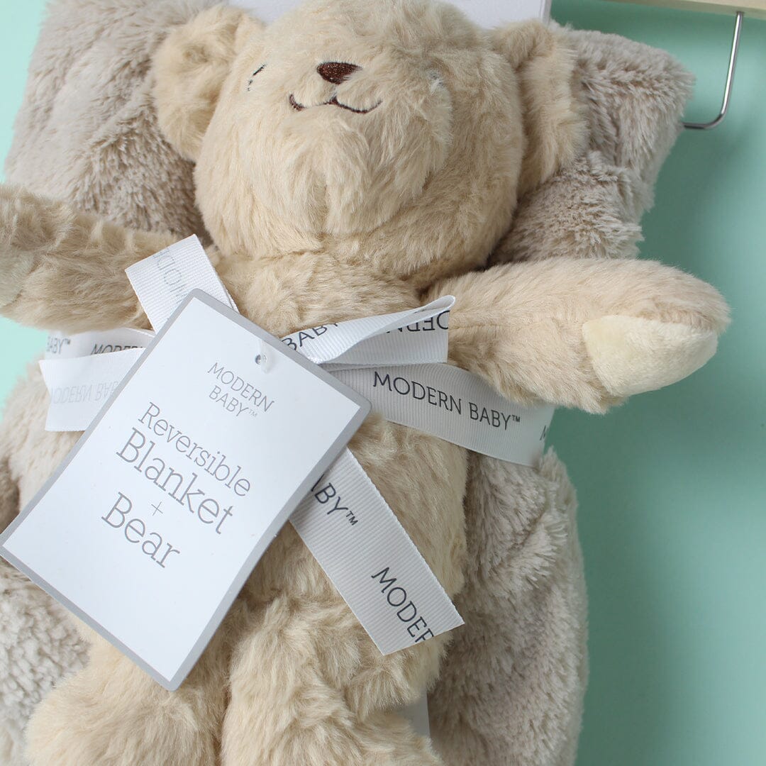 Cozy Baby Blanket & Character Pillow - Little People Gears Blankets Iluvlittlepeople 