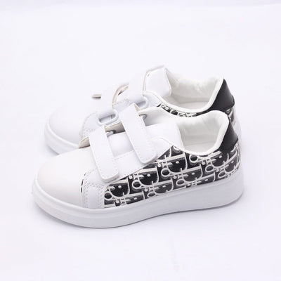 Quirky White Little People Kids Sneaker Sneaker Iluvlittlepeople 