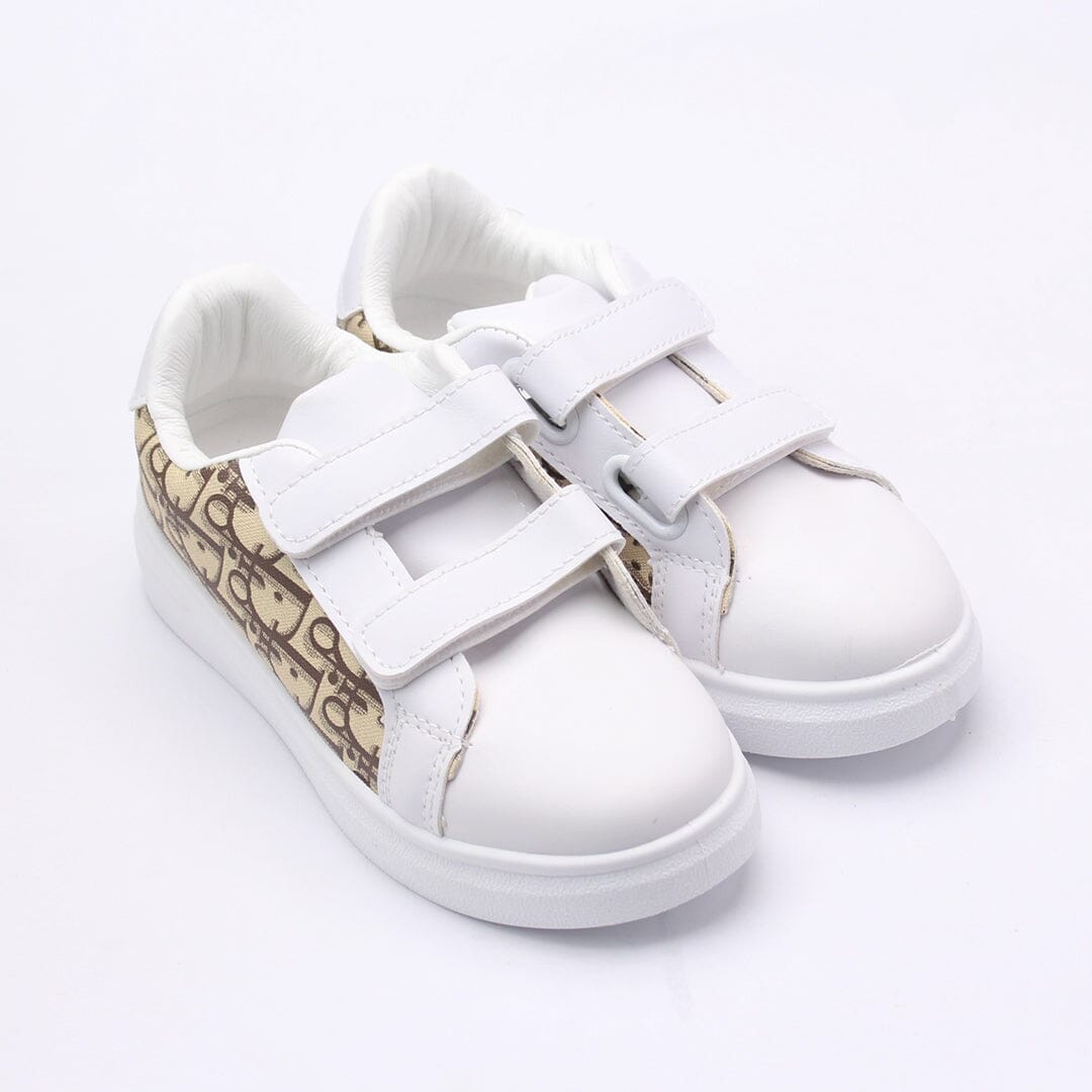 Quirky White Little People Kids Sneaker Sneaker Iluvlittlepeople 