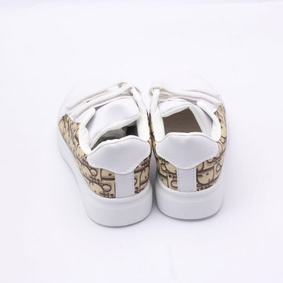 Quirky White Little People Kids Sneaker Sneaker Iluvlittlepeople 