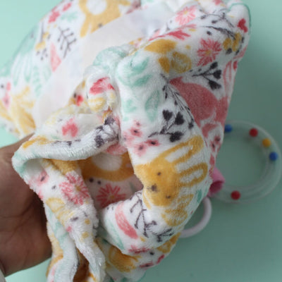 Cozy Baby Blanket & Special Toy - Little People Gears Blankets Iluvlittlepeople 